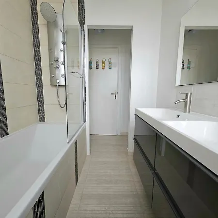 Brillant Apartment